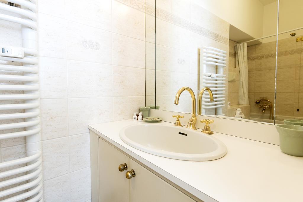 Heart Milan Apartments Duomo Castello Δωμάτιο φωτογραφία