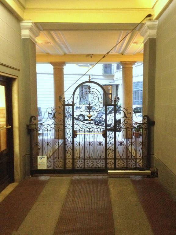 Heart Milan Apartments Duomo Castello Δωμάτιο φωτογραφία